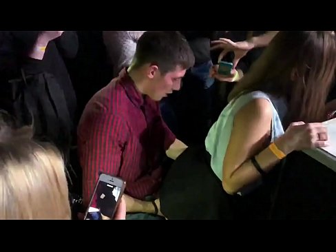 ❤️ Sess reali f'nightclub Russu. Tfajla Russa ta’ 18-il sena fl-anus u l-vaġina fucked f’nightclub ❌ Porno vk f'mt.com-fullporner.ru